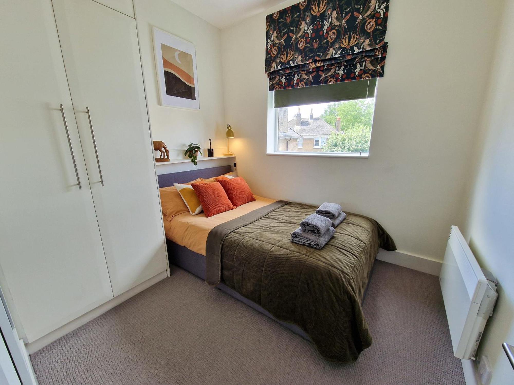 1-Bed Apartment, Close To Kensington Olympia With Free Wi-Fi & Netflix 伦敦 外观 照片